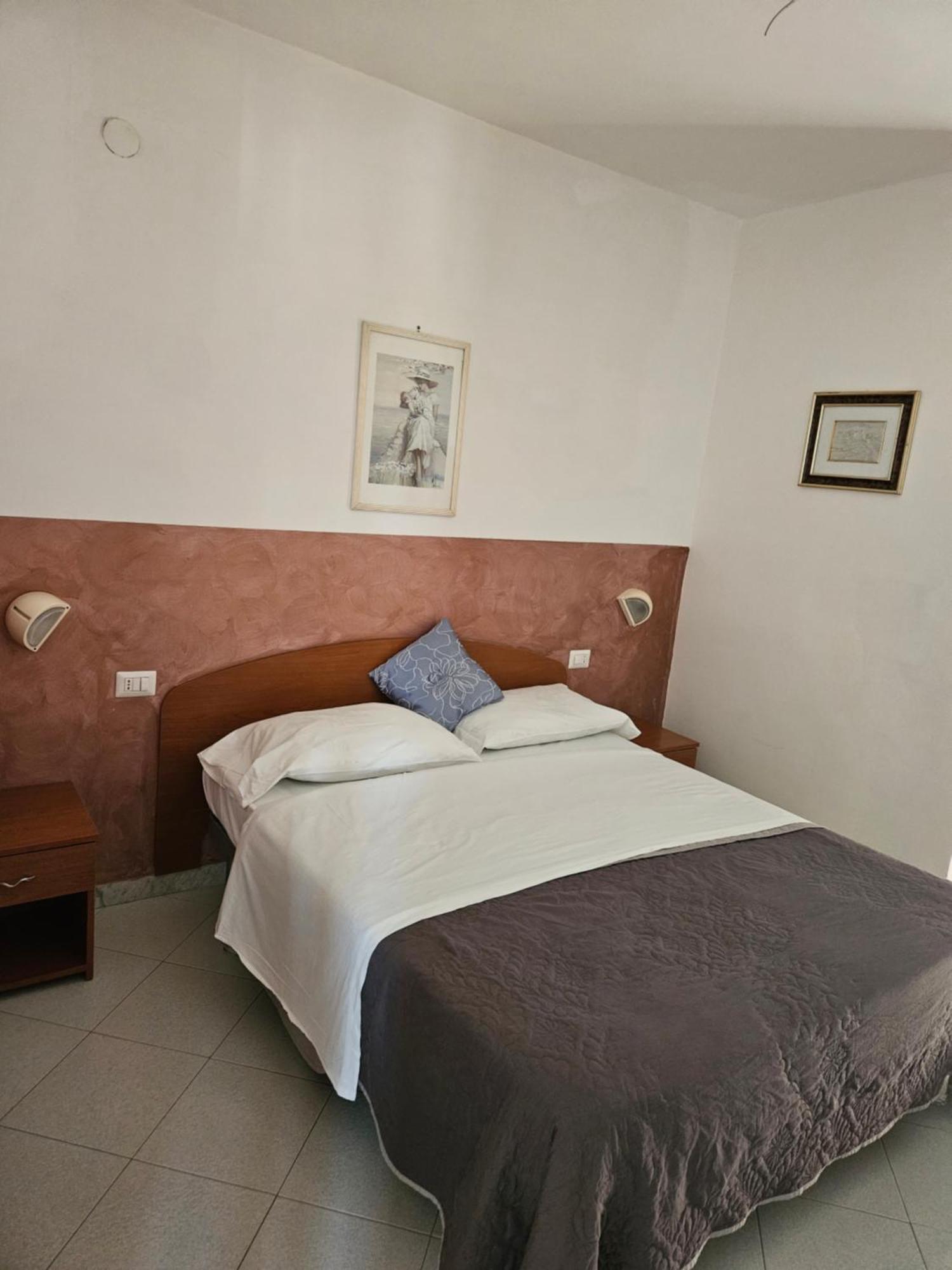 Hotel Souvenir Ercolano Exterior foto